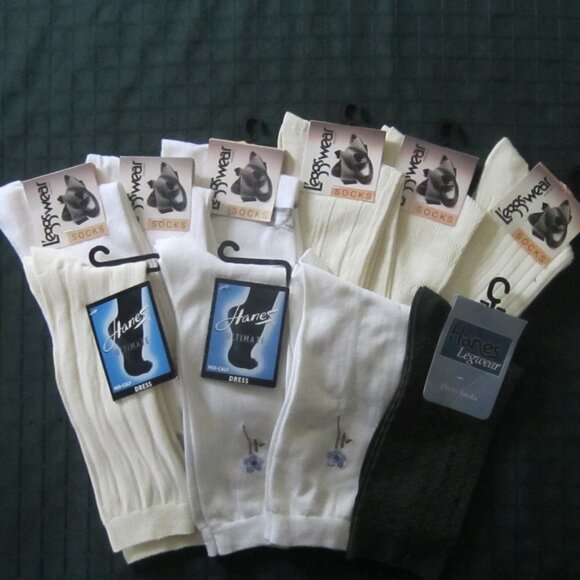 Lot - NEW 10 pr. Women's Dress Socks, LEGGS, HANES ULTIMATE One Size Mid Calf - Picture 2 of 6